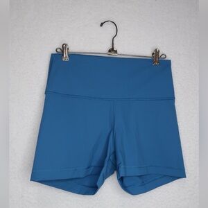 Everlane Women’s Perform Short-Short in Azure sz L outdoor running walking gym